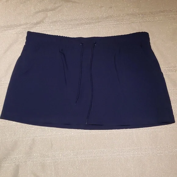 JAG New Solid Skirted Swim Boardshort with Built-in Brief NWT Navy Women's L - Picture 2 of 11